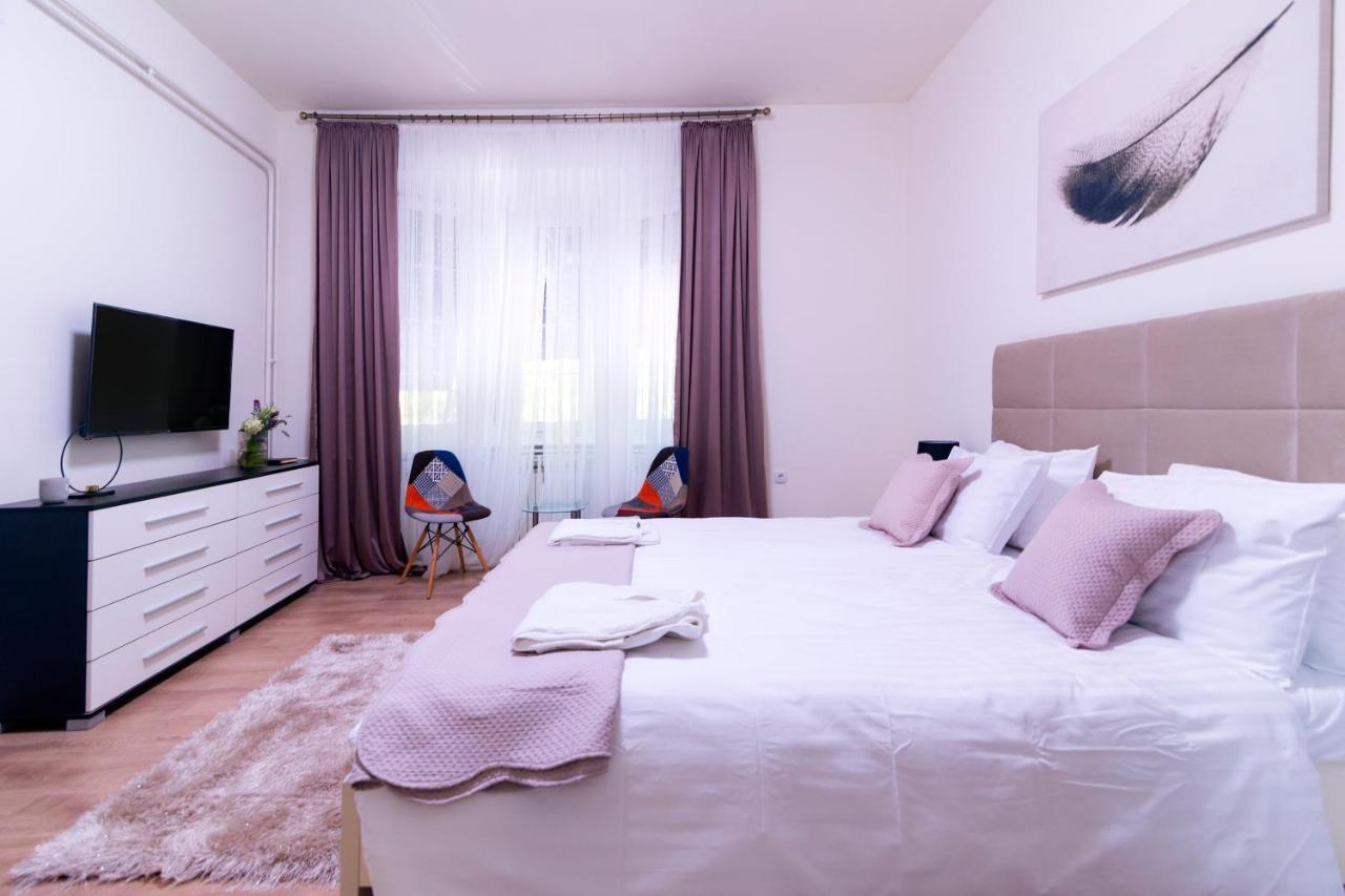 Jevrejska - Central Apartment With Free Parking 노비사드 외부 사진