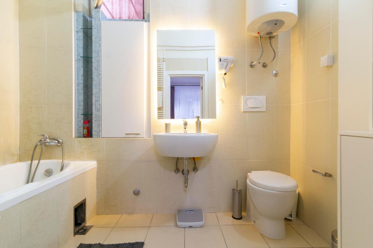 Jevrejska - Central Apartment With Free Parking 노비사드 외부 사진